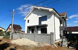 Casă individuală 153 mp utili, 275 mp teren, terasa, zona Damila