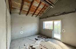 Casă individuală 153 mp utili, 275 mp teren, terasa, zona Damila