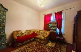 Casa renovabila de 3 camere, 90 mp utili, teren 226 mp, zona ultracentrala