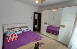 Apartament cu 3 camere, etaj intermediar , Zona Cornitoiu