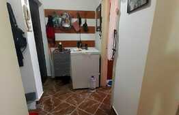 Apartament 2 camere, 47 mp, semidecomandat, zona Brazda