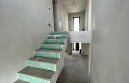 Casă individuală P + E de 180 mp utili, 500 mp teren, zona Ghercești