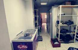 Spatiu comercial, 107 mp, vitrina, flux intens pietonal, Craiovita Noua