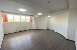 Spatiu birouri, 300 mp, parcare privata, utilitati incluse, zona Arabesque 
