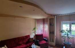 Apartament 3 camere, 80 mp, decomandat, zona George Enescu