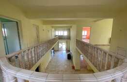 Proprietate pretabila servicii medicale, 500 mp utili, 2000 mp teren, Bals