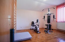 Casa cu 6 camere, 250 mp, zona Bordei