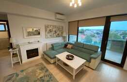 Apartament de lux, 3 camere, 94 mp, parcare subterana, zona Centrala