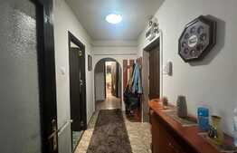 Ultracentral! Apartament 3 camere decomandate, parter, Km 0