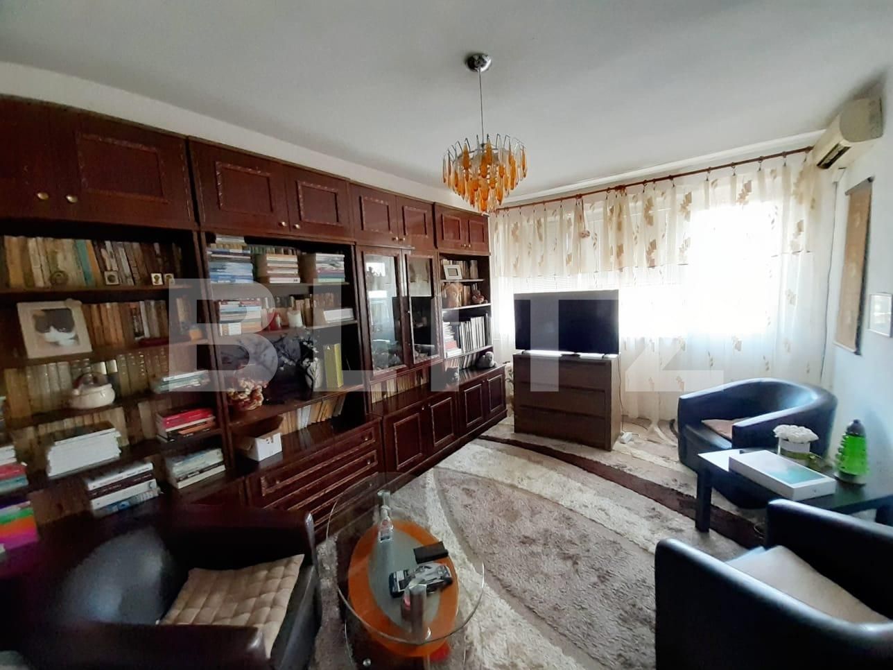 Ocazie! Apartament 2 camere decomandat zona Piata Valea Rosie | Poza1