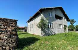 Casa la Rosu P+M 286 mp utili, 2000 mp teren, Vulpeni