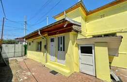 Casa 3 camere, 300 mp teren, centrala proprie, Piata Mare