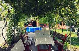 Casa cocheta, 132 mp utili, 493 mp teren, Malu Mare