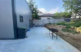 Hala cu spatii comerciale, 250 mp, pretabila Showroom, zona Malu Mare, DN 55
