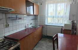 Apartament de 3 camere, 57 mp, decomandat, zona Rotonda