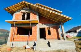 Casa P+M cu 5 camere, 170 mp, 500 mp teren, zona Damila