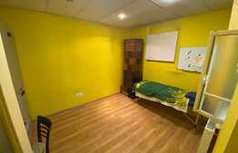 Spatiu comercial, 58 mp, zona Rovine