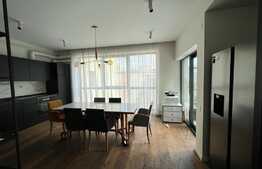 Bloc nou, apartament 3 camere, 2 bai, zona centrala 