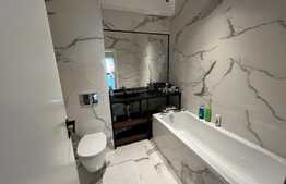 Bloc nou, apartament 3 camere, 2 bai, zona centrala 