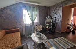 Casă de 165 mp, teren 252 mp, zona Cernele