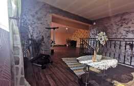 Casă de 165 mp, teren 252 mp, zona Cernele