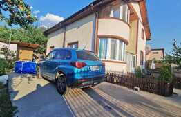 Casă de 165 mp, teren 252 mp, zona Cernele