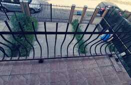 Casa in duplex, 130 mp, teren 300 mp, zona Ford