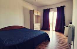 Casa in duplex, 130 mp, teren 300 mp, zona Ford