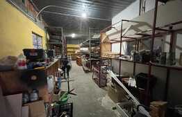 Spatiu comercial cu 1553 mp teren, Bariera Vilcii