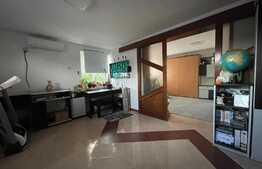 Spatiu comercial cu 1553 mp teren, Bariera Vilcii