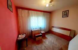 Apartament 3 camere, decomandat, 74 mp, Rovine