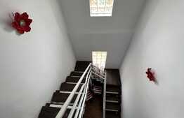 REDUCERE! Casă individuală de 174 mp, 400 mp teren, zona Șimnicu de Jos