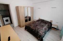 Apartament 3 camere, 104 mp, centrala termica, zona Centrala