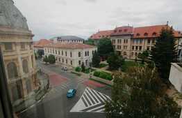 Apartament de 4 camere, 92 mp, centrala termica, zona Ultracentrala