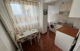 Garsoniera decomandata, mobilata, zona Rotonda