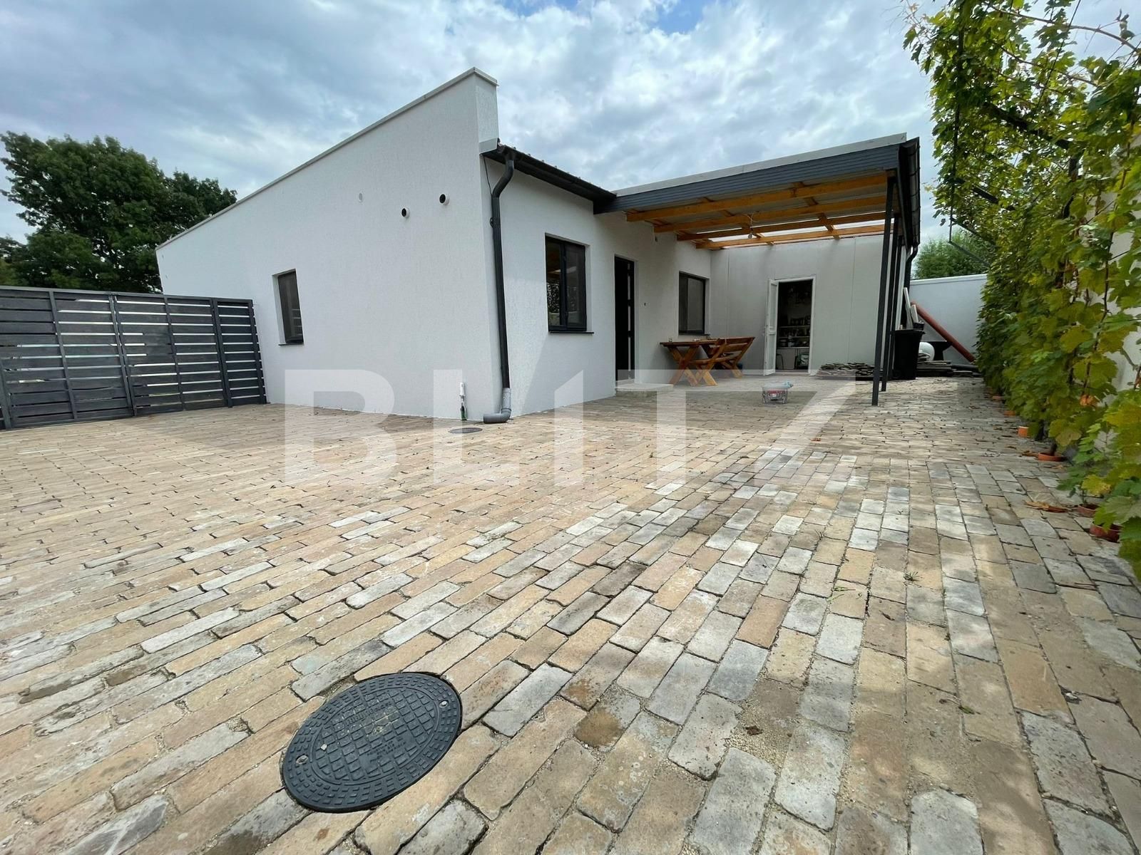 Casa de vânzare 2 camere Mofleni - 95055CV | BLITZ Craiova | Poza1