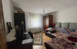 Casa de 66 mp utili, teren 464 mp, Bariera Valcii