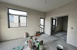 Casă individuală cu 6 camere, 250 mp și 664 mp teren, Cârcea