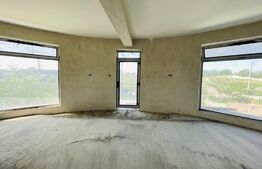 Casă individuală cu 6 camere, 250 mp și 664 mp teren, Cârcea