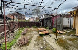 Casa 80 mp, teren 600 mp, Semicentral