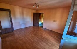 Apartament 2 camere, semidecomandat, zona Craiovita Noua
