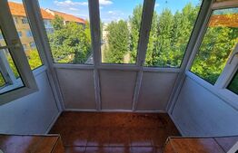 Apartament 2 camere, semidecomandat, zona Craiovita Noua