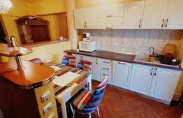 Apartament de 3 camere, 98 mp, centrala termica, zona Piata Mare