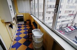 Apartament de 3 camere, 98 mp, centrala termica, zona Piata Mare