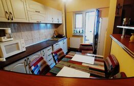 Apartament de 3 camere, 98 mp, centrala termica, zona Piata Mare