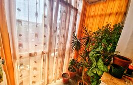 Apartament 4 camere, etaj intermediar, zona Craiovita Noua(Racheta)