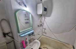 Apartament 4 camere, etaj intermediar, zona Craiovita Noua(Racheta)