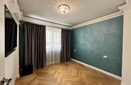  REDUCERE! Apartament de 4 camere, 103 mp utili cu terasă și două locuri de parcare, Ultracentral