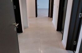 Apartament 3 camere, 74 mp, 2 bai, boxa, zona Sidney