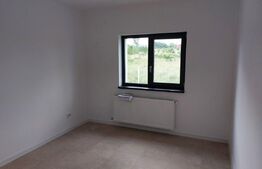 Apartament 3 camere, 74 mp, 2 bai, boxa, zona Sidney